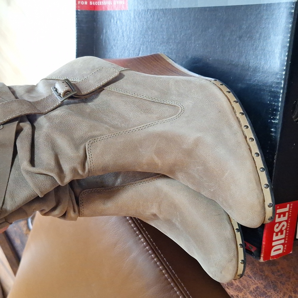 Diesel gently worn comfortable wedge studded boots! Size 9.5/40.5. Lots of life - Picture 7 of 7